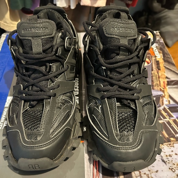 Balenciaga Black Trail Sneakers - Picture 2 of 13